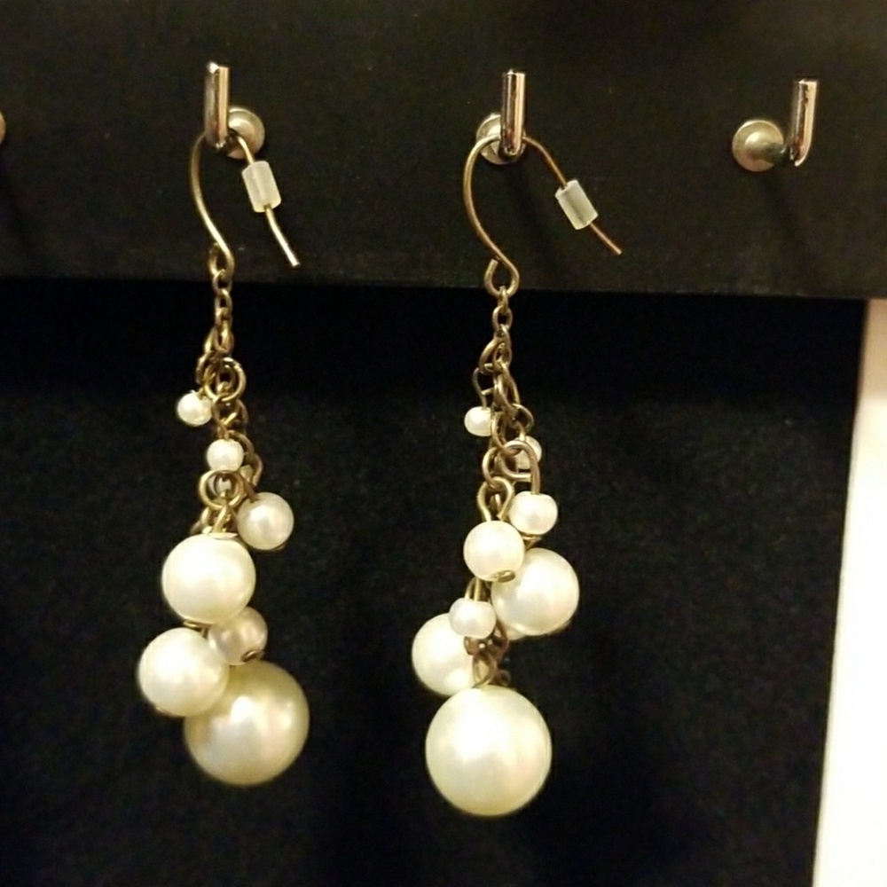 BOGO Pearl earrings